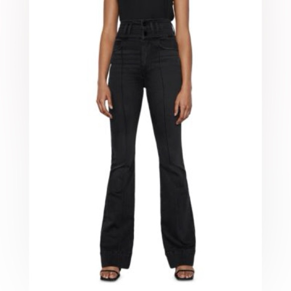 FRAME DENIM Le Catroux High Rise Flared Pintuck Jeans in Kerry
